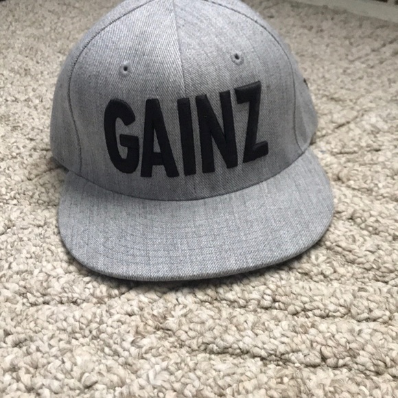 “Gainz” SnapBack OS - Picture 1 of 5